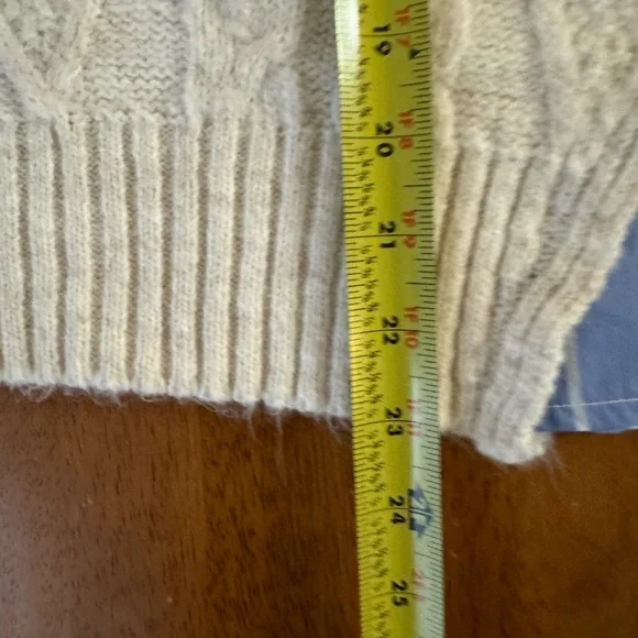 Anthropologie Women’s Oversized Cream Cable Knit Layered Sweater Size M - Picture 9 of 9